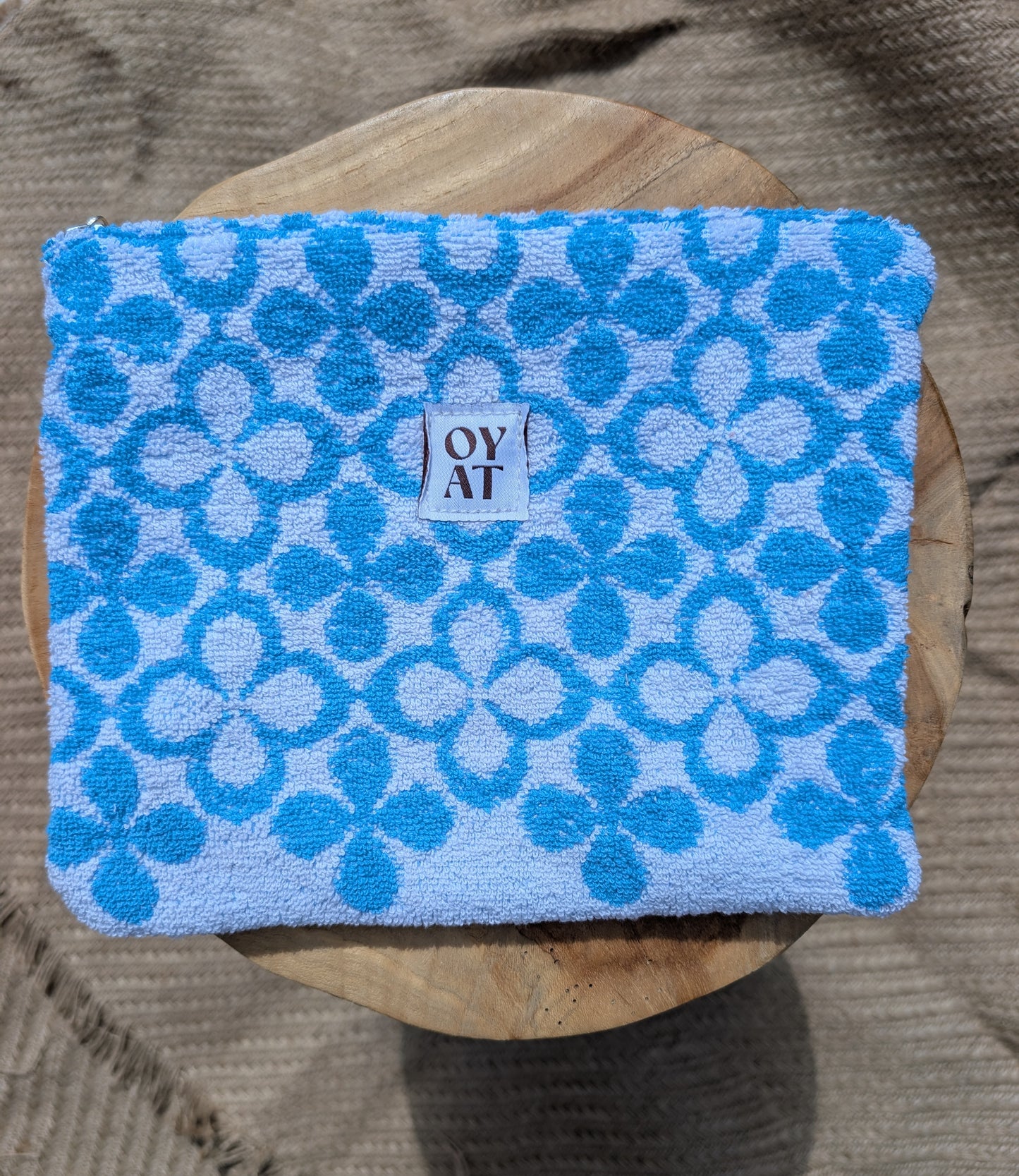 Pochette en éponge upcyclée