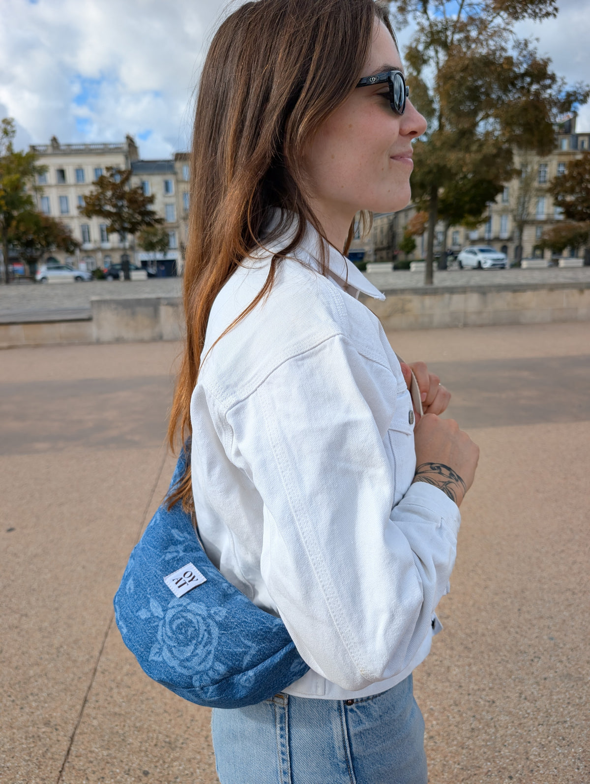 Mini crossbag denim imprimé roses