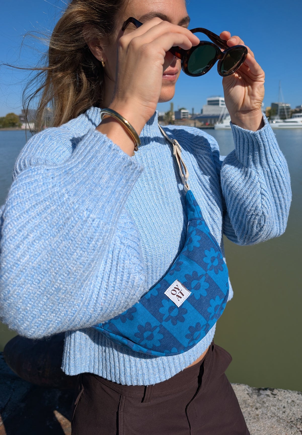 Mini crossbag bleu fleurs
